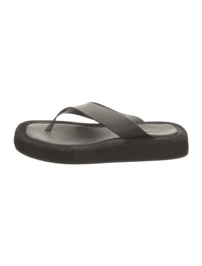 Pre-owned The Row Ginza Leather Flip Flops In Black