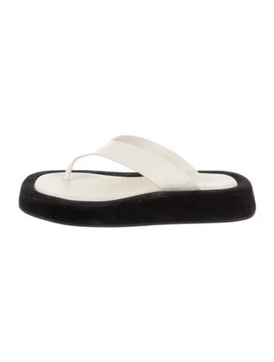 Pre-owned The Row Ginza Leather Flip Flops In Black/white