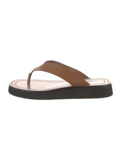 Pre-owned The Row Ginza Leather Flip Flops In Neutral
