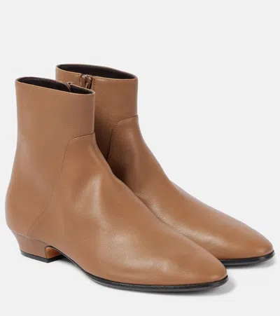 The Row Hereditas 25 Leather Ankle Boots In Fawn