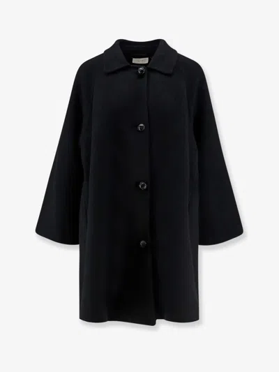 The Row Ina Virgin Wool And Cashmere Coat In Black