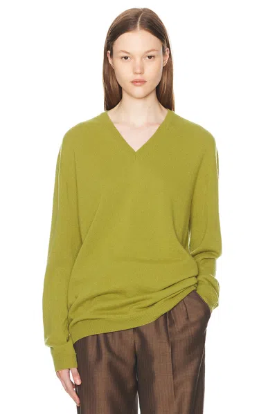 The Row Isaora Cashmere Knit V Neck Sweater In Green