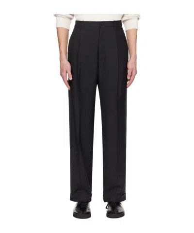 The Row Keenan Belt-loop Casual Pants In Black