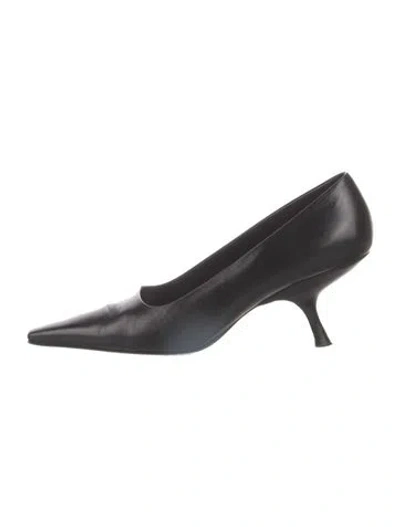 Pre-owned The Row Kitten Leather Pumps In Black