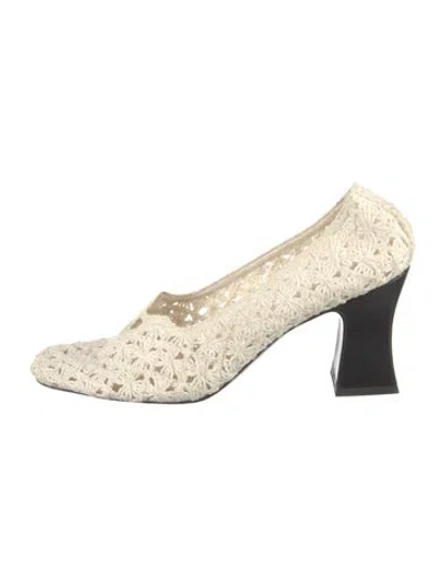 Pre-owned The Row Lace Pattern Pumps In Neutral