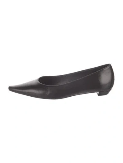 Pre-owned The Row Leather Ballet Flats In Black