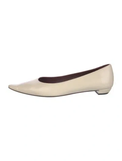 Pre-owned The Row Leather Ballet Flats In Neutral