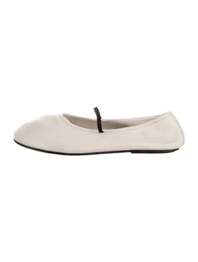Pre-owned The Row Leather Ballet Flats In Neutrals