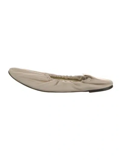 Pre-owned The Row Leather Ballet Flats In Neutrals