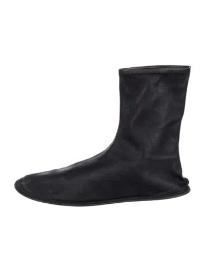 Pre-owned The Row Leather Boots In Black