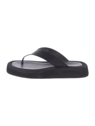 Pre-owned The Row Leather Flip Flops In Black