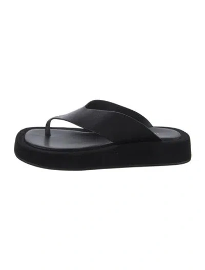 Pre-owned The Row Leather Flip Flops In Black
