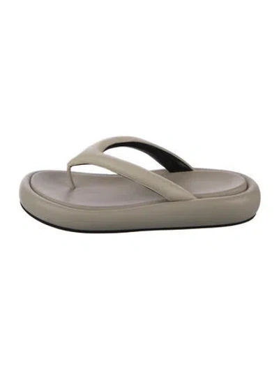 Pre-owned The Row Leather Flip Flops In Neutrals