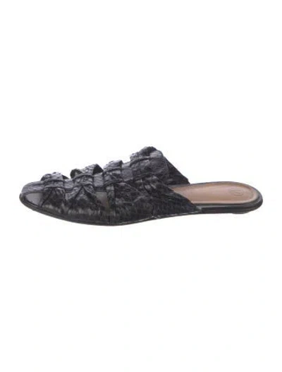 Pre-owned The Row Leather Mules In Black