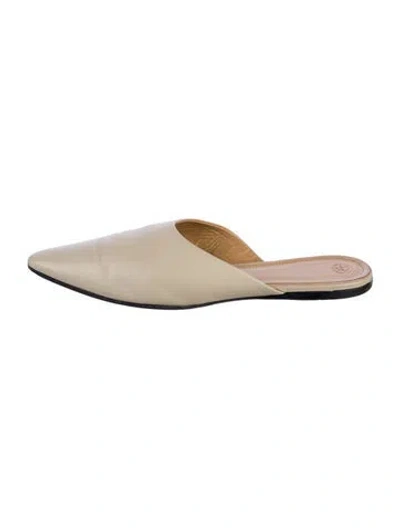 Pre-owned The Row Leather Mules In Neutral