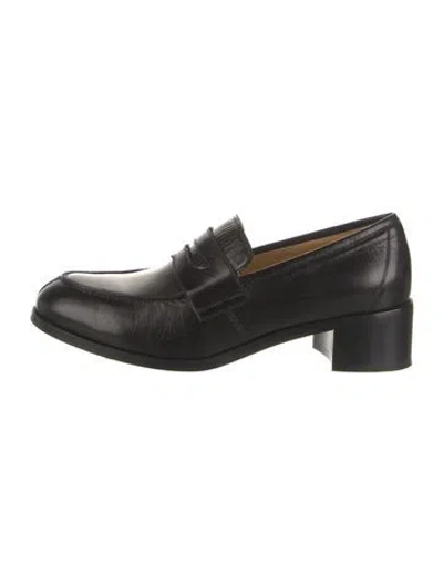 Pre-owned The Row Leather Pumps In Black
