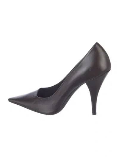 Pre-owned The Row Leather Pumps In Brown