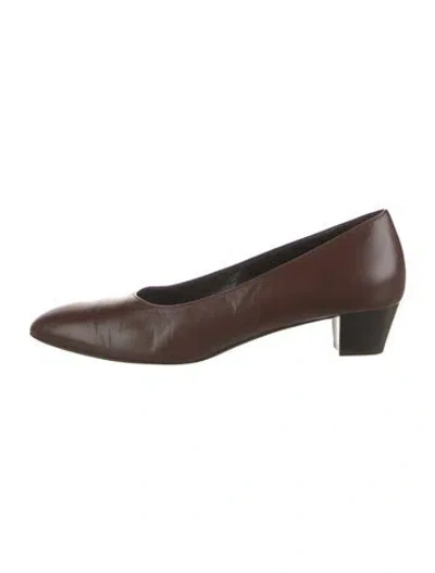Pre-owned The Row Leather Pumps In Brown