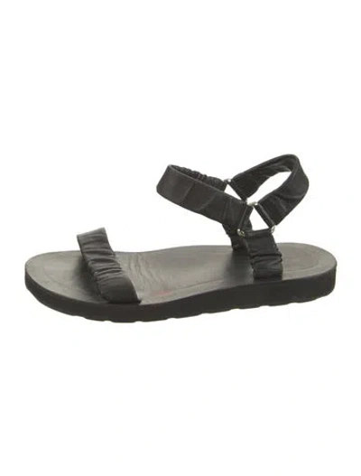 Pre-owned The Row Leather Sandals In Black