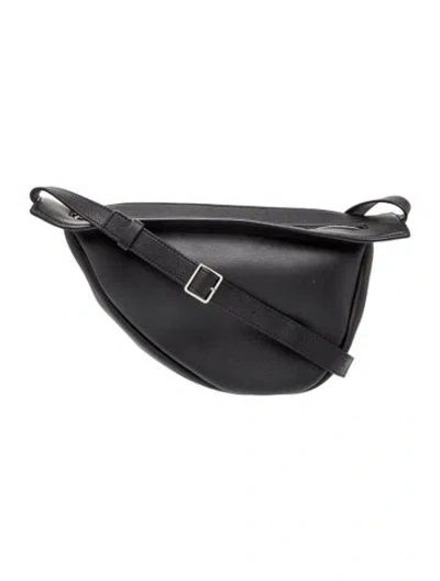 Pre-owned The Row Leather Shoulder Bag In Black