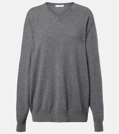 The Row Ligeia Cashmere Sweater In Gray