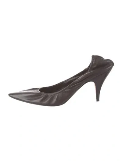 Pre-owned The Row Liisa Leather Pumps In Brown