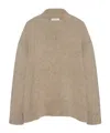 The Row Long-sleeved Cashmere Sweater In Nude