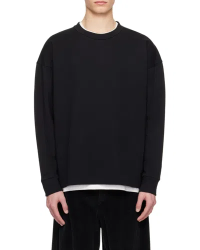 The Row Long-sleeved Round-neck Sweater In Black