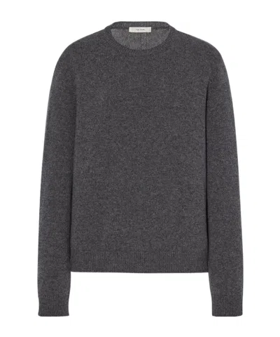 The Row Long-sleeved Sweater In Black