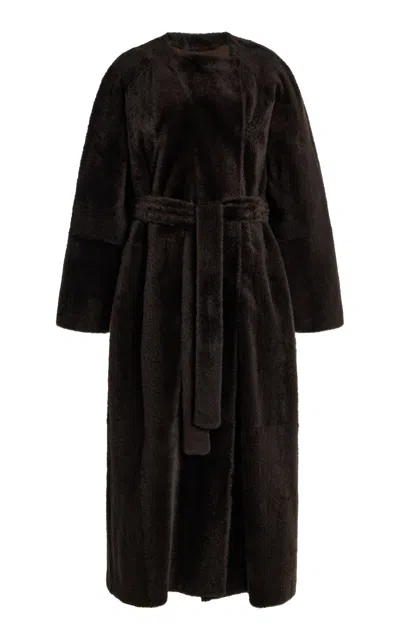 The Row Madelina Shearling Coat In Brown