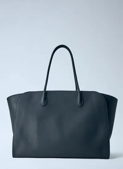The Row Marlo 17 Handbag In Black