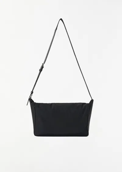 The Row Men Technical Cotton Lloyd Shoulder Bag In Black
