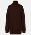 The Row Mirai Cashmere Turtleneck Sweater In Burgundy