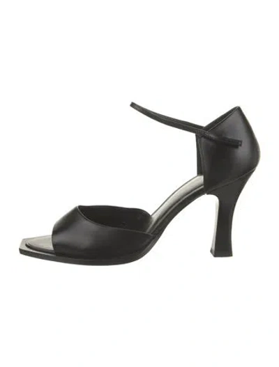 Pre-owned The Row Mj Leather Sandals In Black