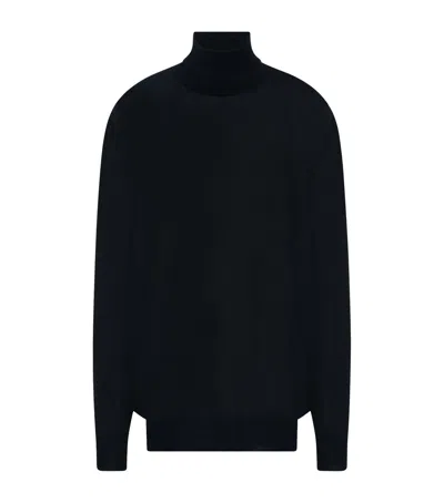 The Row Nabari Cashmere Rollneck Sweater In Black