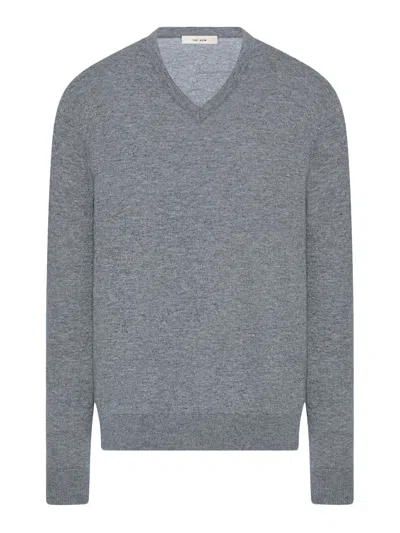 The Row Nian Cashmere Sweater In Gray