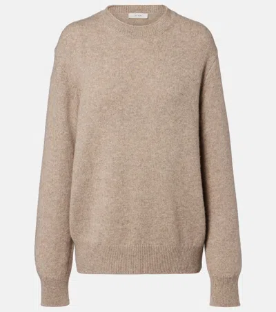 The Row Noval Knitted Cashmere Sweater In Brown
