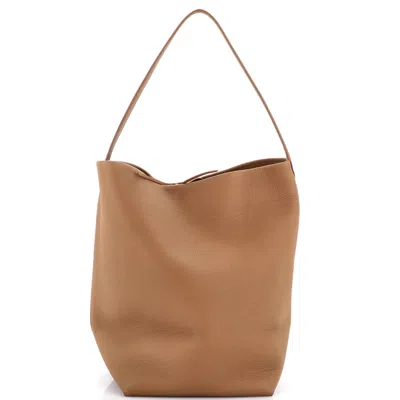 The Row N/s Park Tote Leather Large In Brown