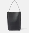 The Row Park Large N/s Leather Tote Bag In Black