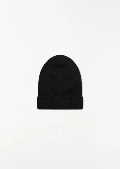 The Row Pavir Cashmere Beanie In Black
