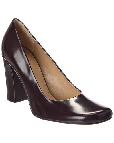 The Row Penelope Leather Pump In Black
