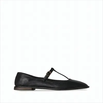 The Row Pointed T-strap Flat Shoes In Smooth Lamb Leather In White