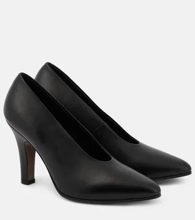 THE ROW PRUDENS 90 LEATHER PUMPS