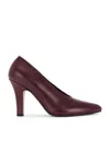 The Row Prudens Leather Pumps In Bordeaubergine