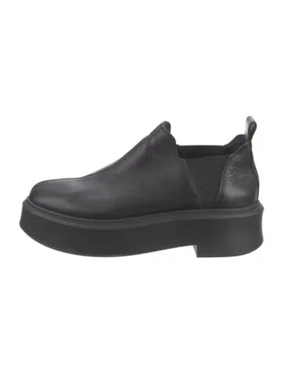 Pre-owned The Row Robin Leather Chelsea Boots In Black