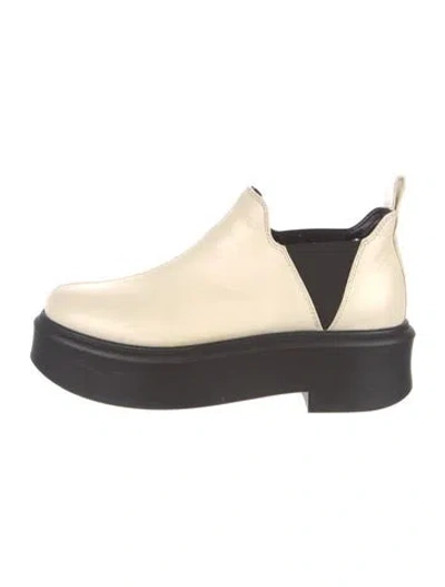 Pre-owned The Row Robin Leather Chelsea Boots In Neutral