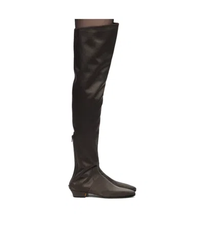 The Row Round-head Boots In Black