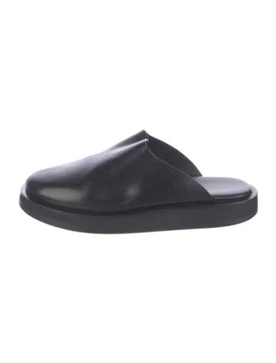 Pre-owned The Row Sabot Leather Mules In Black