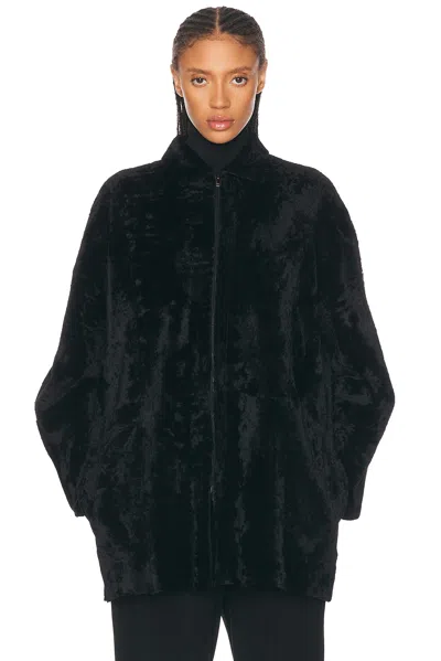 The Row Sheeran Coat In Black