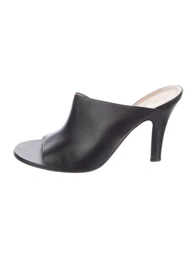 Pre-owned The Row Signum Leather Slides In Black